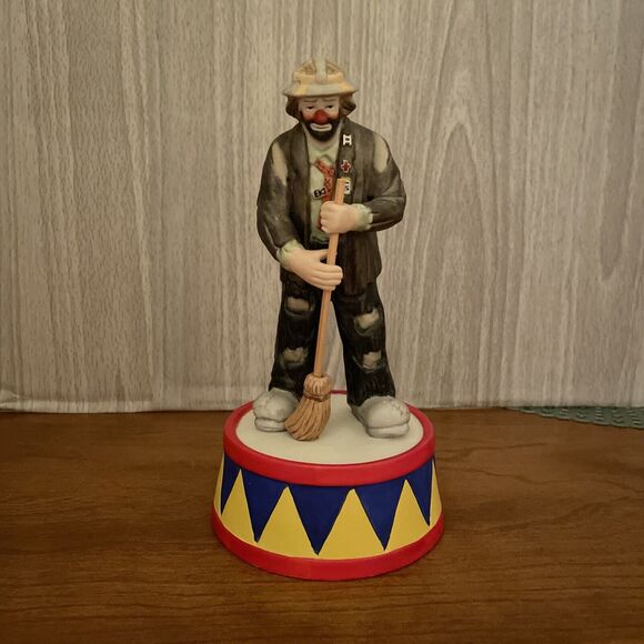 Emmett Kelly Jr Whistle While You Work Music Box Porcelain Clown Original Box - Picture 2 of 10